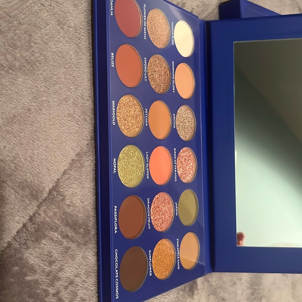 Tresluce beauty La Flor De Mexico palette